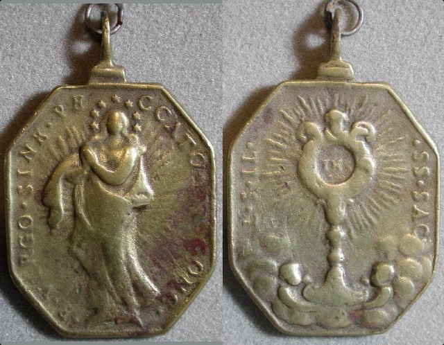 recopilación de medallas de la Inmaculada Concepción - Página 2 Dscn8210