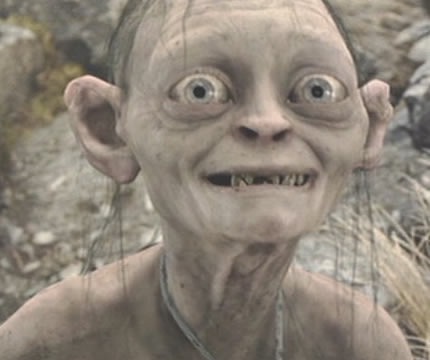 Valou acceptée chez vous? j'espère^^ Gollum10