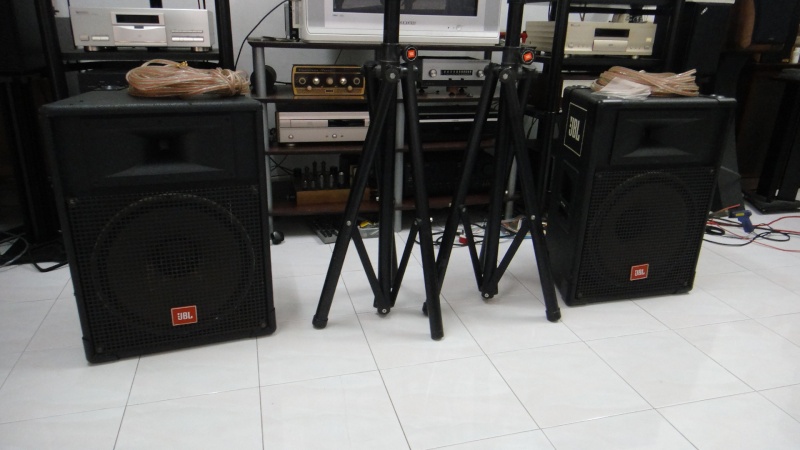 JBL MR 825 professional speaker (Used)SOLD Dsc03240