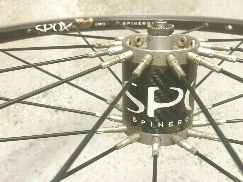 Dévoiler une roue Spinergy Spox S-l16010