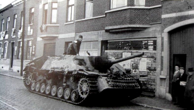 Jagdpanzer IV sur-blindage béton. Jagdpa25