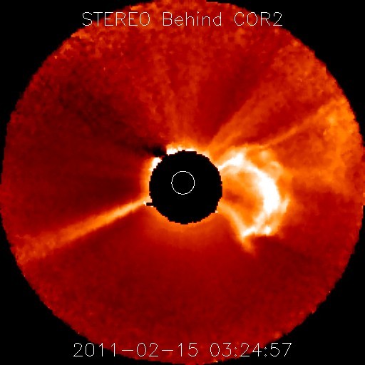 Éruption solaire de classe X (X-1) 20110211