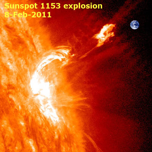 Éclatante explosion solaire de la tache 1153 Sunspo11