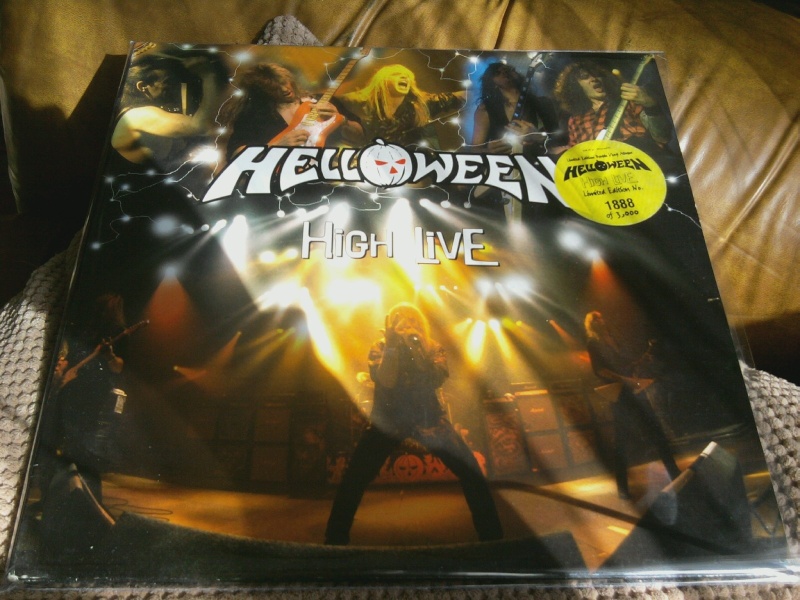 My Helloween Collection - Page 2 Hellow10