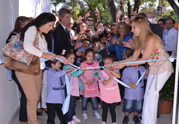 Malvinas Argentinas: Inauguraron jardín de infantes en Los Polvorines. 00210