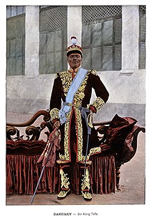 Dahomey 1892 ,le Roi Toffa du royaume de Porto Novo 220px-10