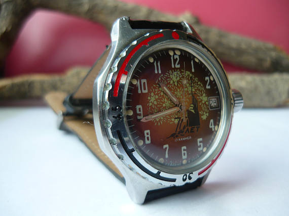 Vostok anniversaire 1917-1987 Il_57010