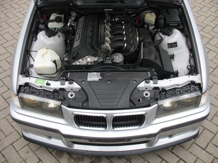 Présentation BMW M3 E 36 - 3.2 Img61010