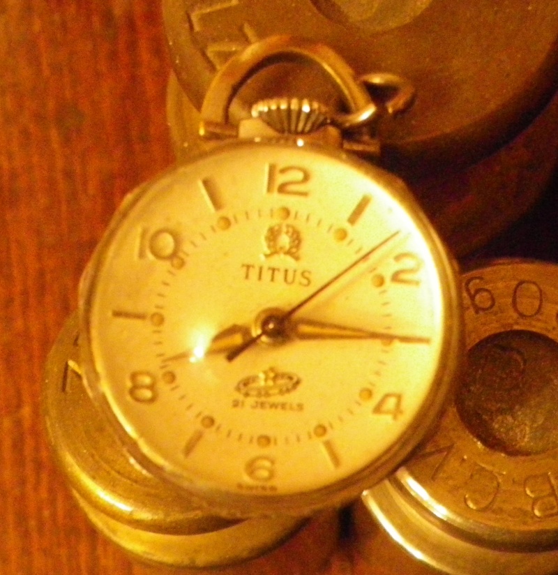 montre boule Titus Renault Dauphine Titus_10