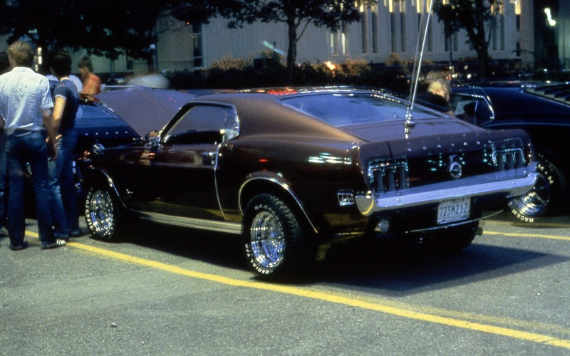 Montréal Mustang dans le temps! 1981 à aujourd'hui (Histoire en photos) 1981mm16