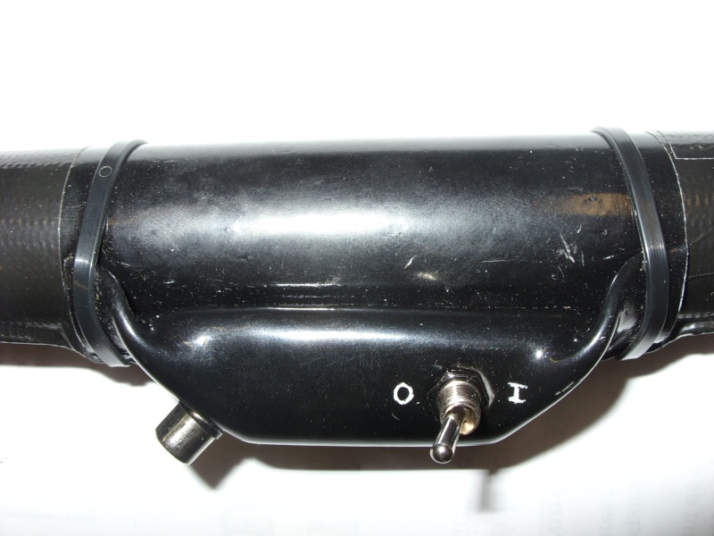 batterie en tube - Une batterie en tube PVC, fixée au cadre  Batter11
