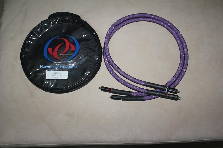 Harmonic Technology MAGIC™ Link II interconnect 1m RCA (used) **MINT** (SOLD) 015a10