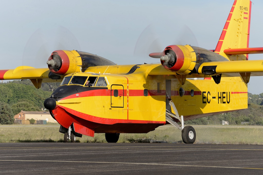 50 ans des bombardiers d'eau Marignane / Aix les Milles Sal_7312