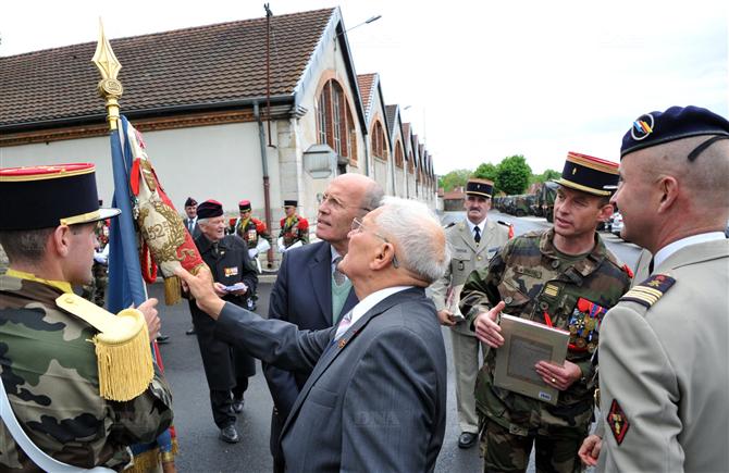 Armée Française / French Armed Forces - Page 12 _210