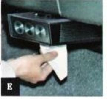 (105): Accessoire: Distributeur de papier mouchoirs format junior pour Mustang 1968 68ford69