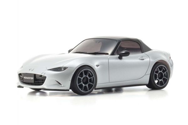 Réedition  de MAZDA Roadster Mazda_11