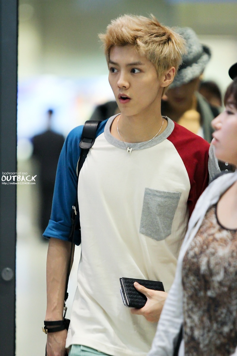 [FANTAKEN] 130527 Incheon International Airport [6P] Eioiee14