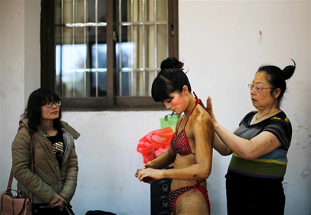 Lets take a look at Bodybuilding in China Imagen10