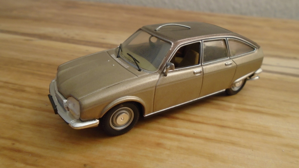 Citroën miniatures > "Les Séries Limitées"   Dsc03944