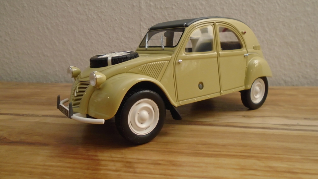 Citroën miniatures par Ottomobile au 1/18 et 1/12  Dsc05963