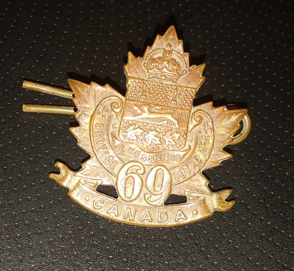 CANADA : les insignes des bataillons canadiens français  Img_2034