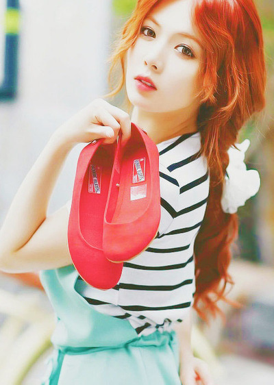 Hyuna with orange hair. Img_0013