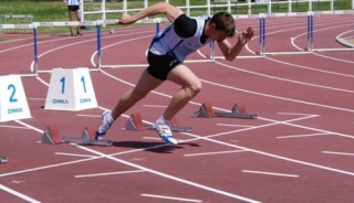 Courir 100 mètres en moins de 15 secondes Web-da10