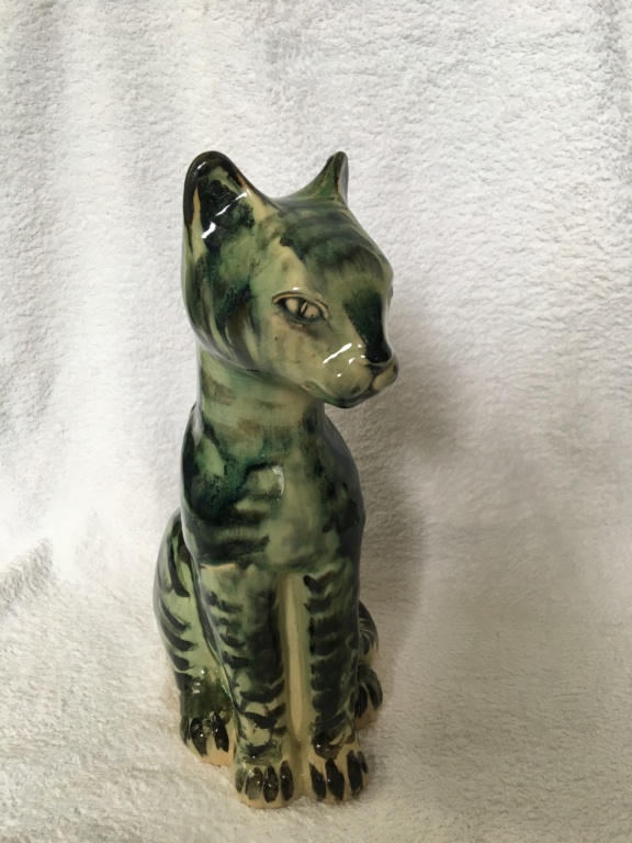 ID help for pottery cat / leopard (?) figure please! 14b65110