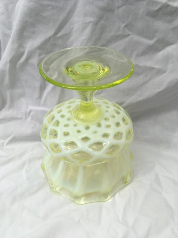 Uranium glass dish……Possibly Davidsons 614f2b10