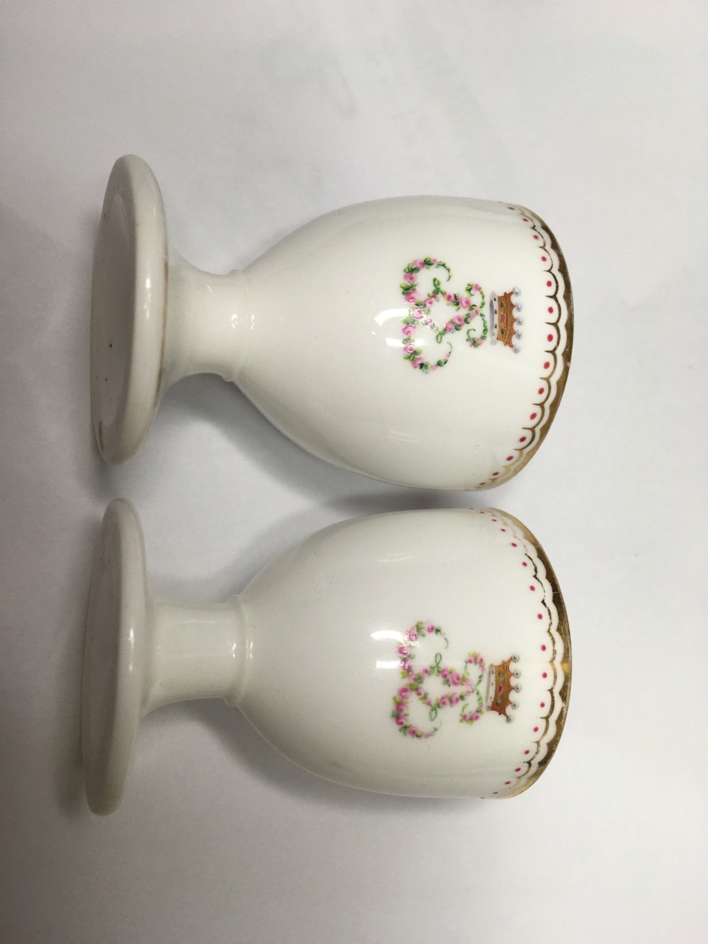 Armorial porcelain egg cups? Adaa5d10