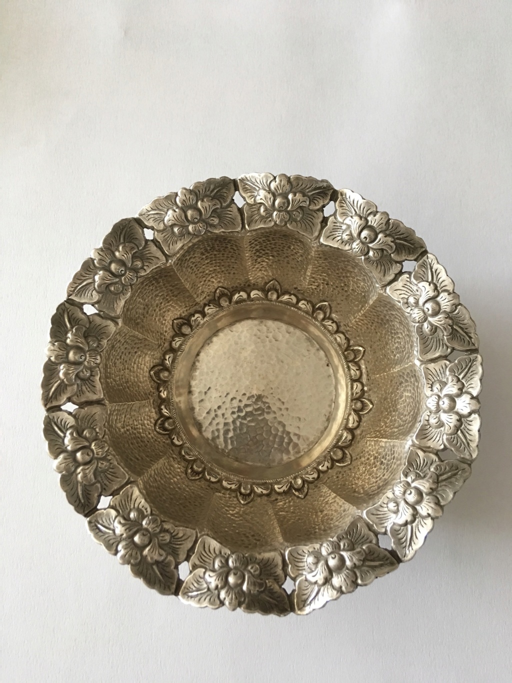Origin of continental silver bowl? B14db710