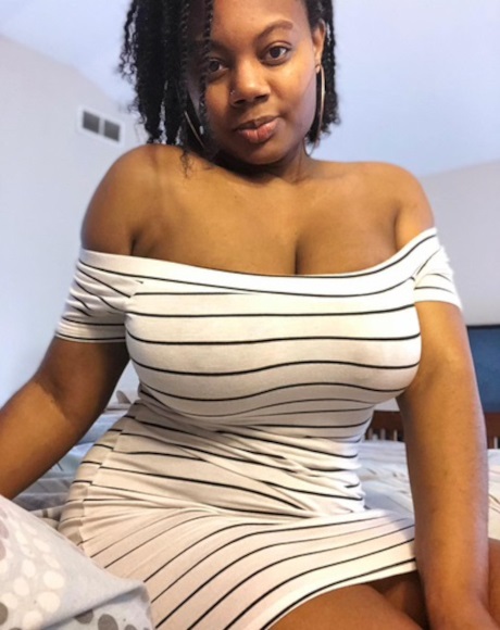 Scammer With Photos Of Crystal Monique Jackson numbhafive_ 11890