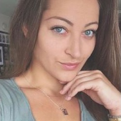 Scammer with photos of Dani Daniels (PART 1) 123