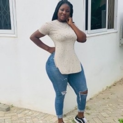 Scammer With Photos Of Theresa Obeng aka Mummy Favorite gal (Instagram) 17169