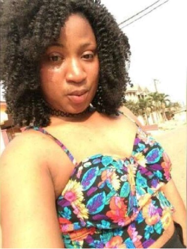 Scammer With Photos Of Akua Pretty Rock 1a471