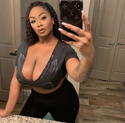 SCAMMER WITH PHOTOS OF LAYTON BENTON 1h305