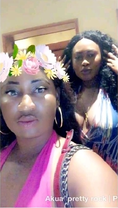 Scammer With Photos Of Akua Pretty Rock 1l231