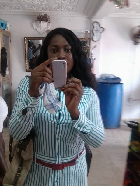 Scammer With Leaked Photos from Victoria of Kumasi 1q147