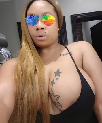 Scammer With Photos Of Ifunanya Thompson 1q43