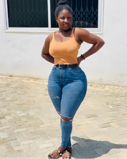 Scammer With Photos Of Theresa Obeng aka Mummy Favorite gal (Instagram) 20198