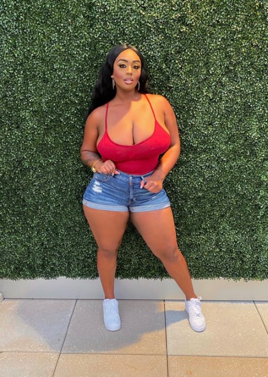 SCAMMER WITH PHOTOS OF LAYTON BENTON 20242