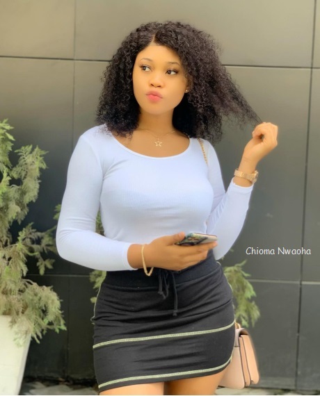 Scammer With Photos of Chioma Nwaoha Blessing 22816