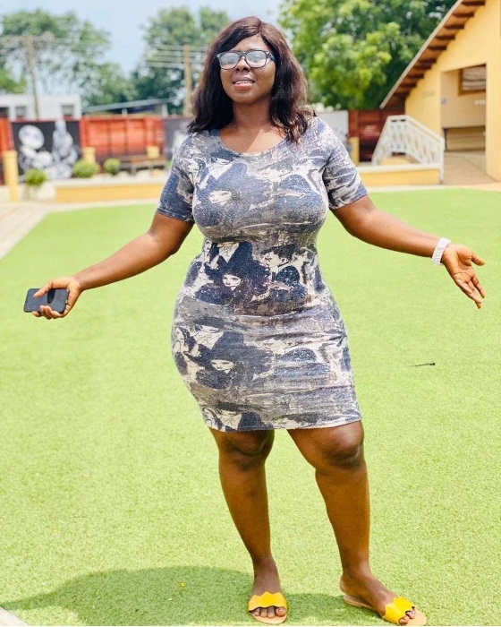 Scammer With Photos Of Akosua Ebony Beatrix 23825