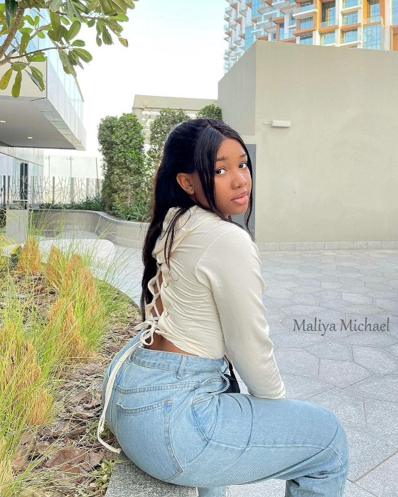Scammer With Photos of Maliya Michael 23829