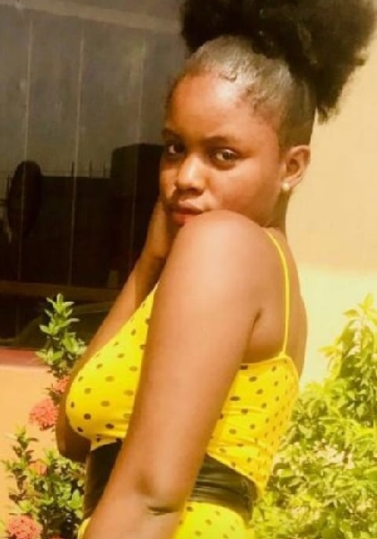 Scammer With Photos Of Omalicha Dee (leaked pics) 23899