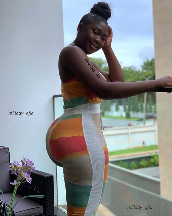 Scammer With Photos Of  mi.lady afia (Insta) - Page 2 25247