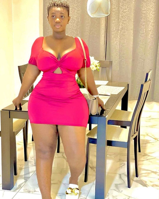 Scammer With Photos of Female Police Officer Ama Serwaa Dufie 25720