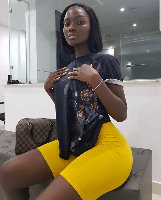 Scammer With Photos Of Nigerian Model Precious Mumy 2599