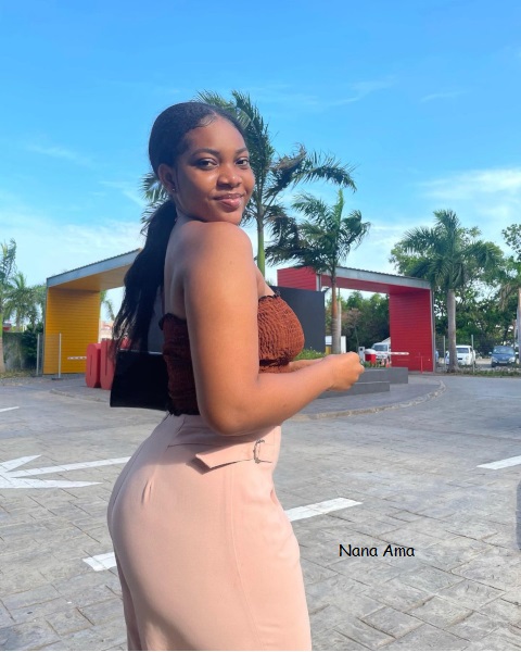 Scammer With Photos of Nana Ama _kwansimah 29619