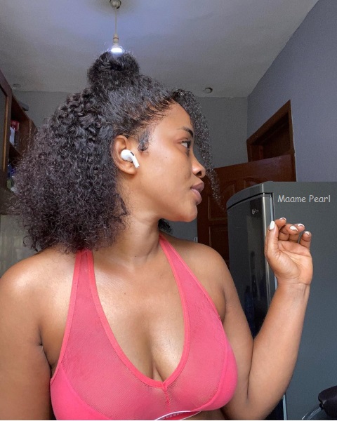 Scammer With Photos of PearlGrace Botwewaa Arkorful maamepearl_ 32017